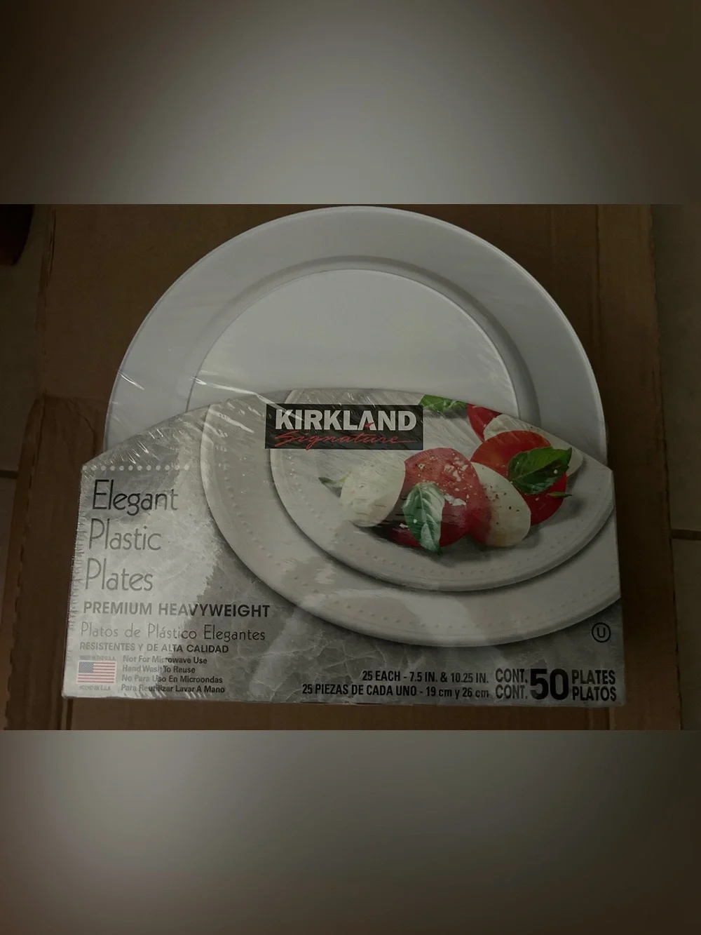 Premium Hevyweight Plastic Food Plates